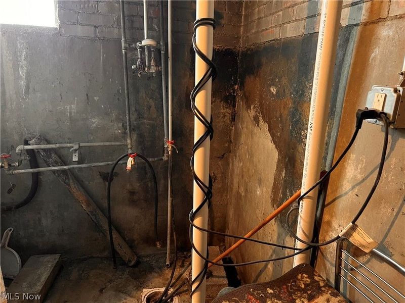 189 W Martin Street, East Palestine, OH 44413 Photo 43