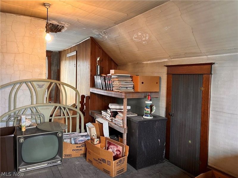 189 W Martin Street, East Palestine, OH 44413 Photo 48