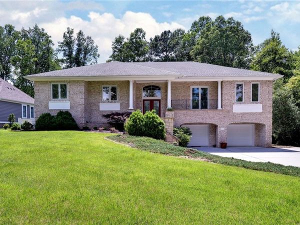 3515 Splitwood Road , Toano, VA 23168
