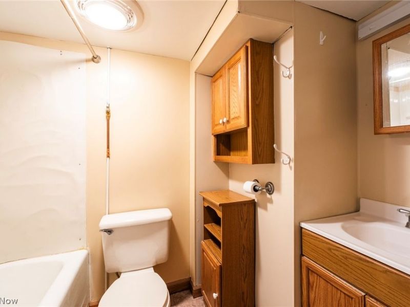 2739 Algonquin Drive, Poland, OH 44514 Photo 29