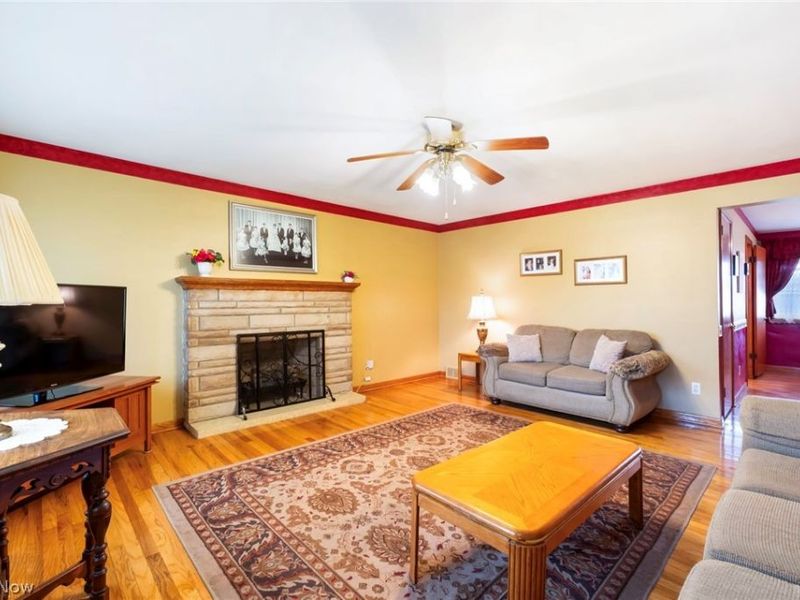 2739 Algonquin Drive, Poland, OH 44514 Photo 5