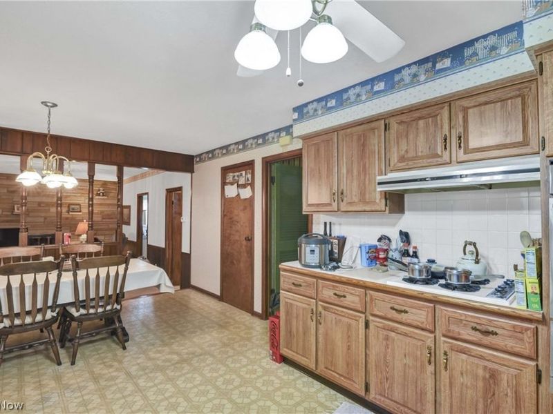 24500 Westwood Road, Westlake, OH 44145 Photo 13