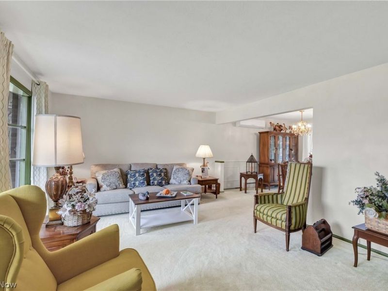 24500 Westwood Road, Westlake, OH 44145 Photo 8