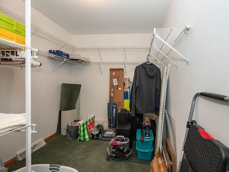 810 Southwestern Run, Poland, OH 44514 Photo 22