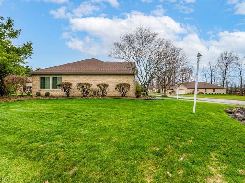 810 Southwestern Run, Poland, OH 44514 Photo 28