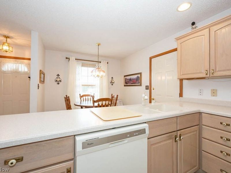 810 Southwestern Run, Poland, OH 44514 Photo 7