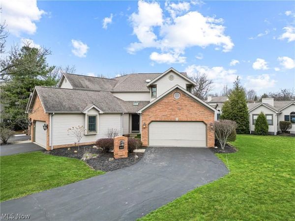 150 Talsman Drive , Unit 3, Canfield, OH 44406