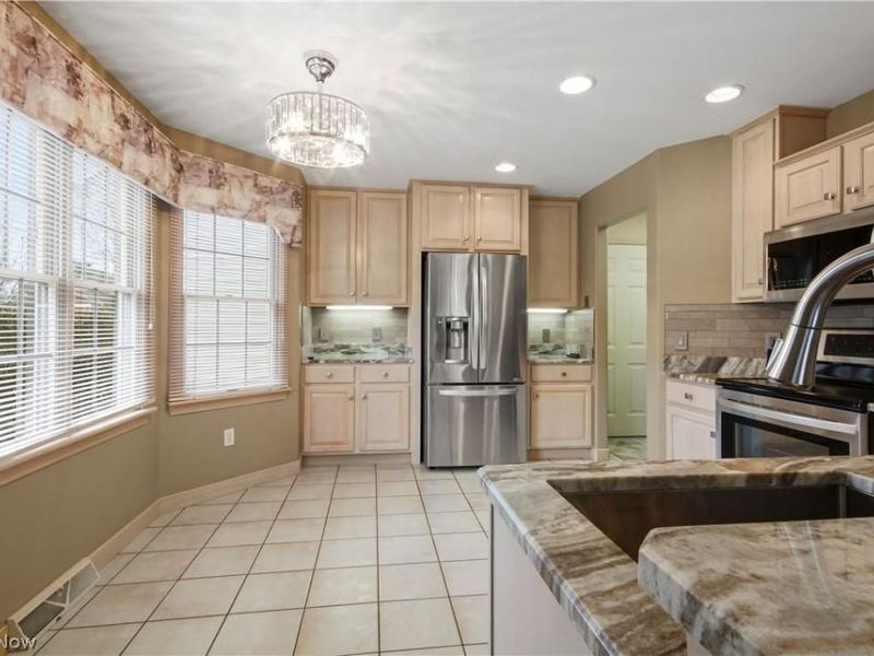 150 Talsman Drive, Unit 3, Canfield, OH 44406 Photo 12