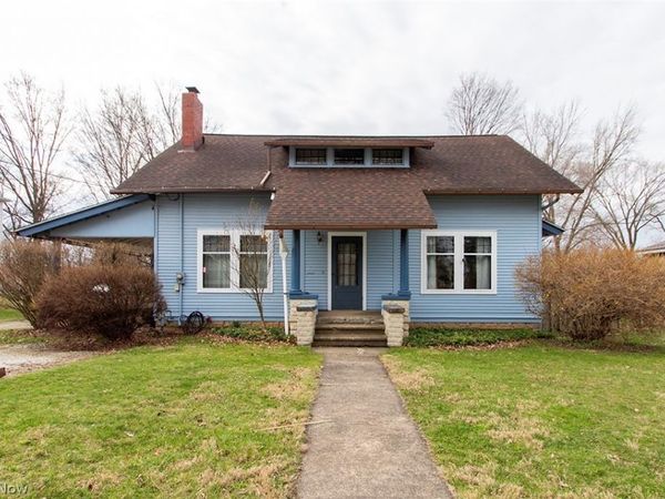 686 W Liberty Street , Medina, OH 44256