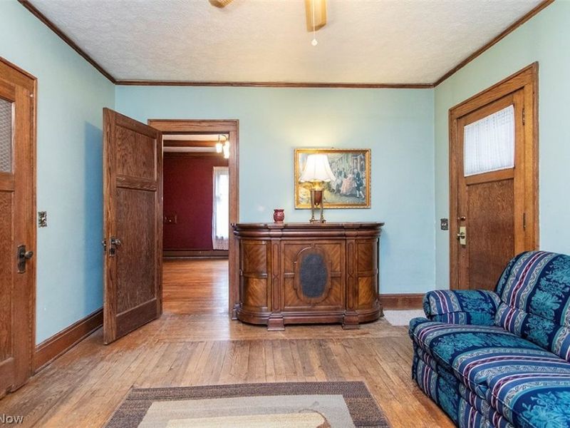 686 W Liberty Street , Medina, OH 44256 Photo 10