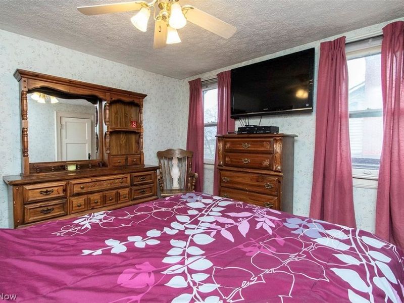 686 W Liberty Street , Medina, OH 44256 Photo 16