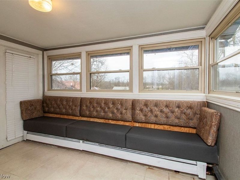 686 W Liberty Street , Medina, OH 44256 Photo 23