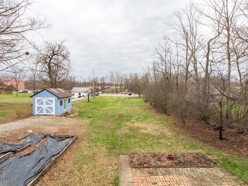 686 W Liberty Street , Medina, OH 44256 Photo 32