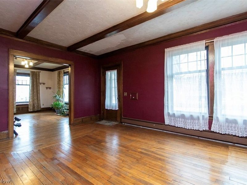 686 W Liberty Street , Medina, OH 44256 Photo 4