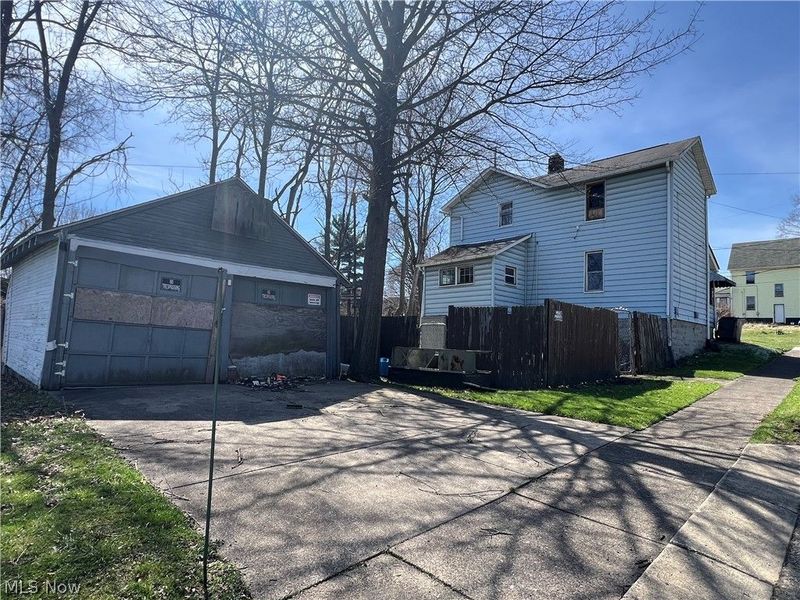 1403 Wick Avenue, Youngstown, OH 44505 Photo 2