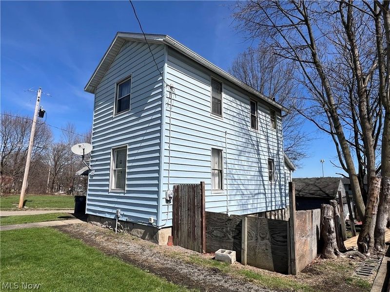 1403 Wick Avenue, Youngstown, OH 44505 Photo 3