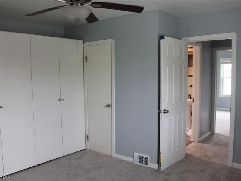 360 Tuxedo Avenue , Brooklyn Heights, OH 44131 Photo 15