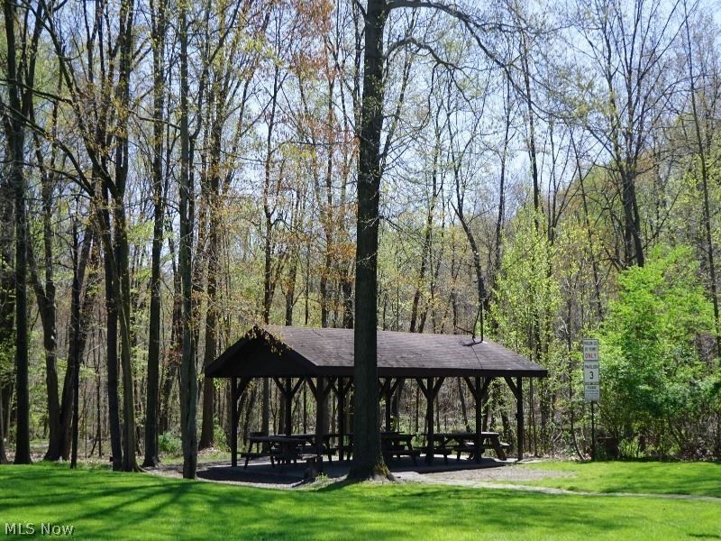 360 Tuxedo Avenue , Brooklyn Heights, OH 44131 Photo 36