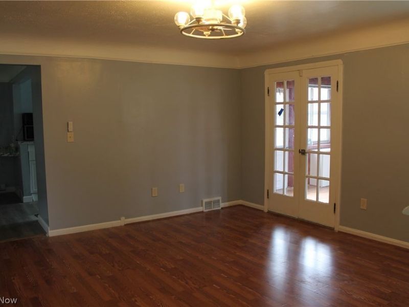 360 Tuxedo Avenue , Brooklyn Heights, OH 44131 Photo 4