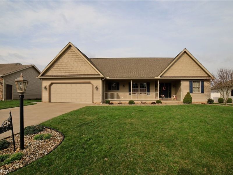 720 Dale Avenue NW, Strasburg, OH 44680 Photo 2