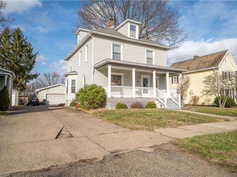 609 Fair Avenue NW, New Philadelphia, OH 44663 Photo 1