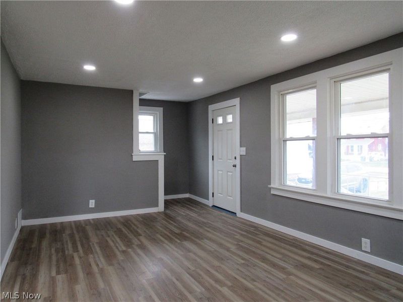 1039 W 21st Street, Lorain, OH 44052 Photo 4