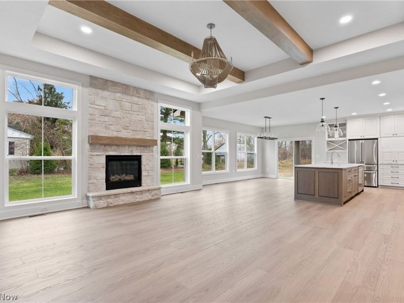 960 Heartridge Drive, Sagamore Hills, OH 44067 Photo 2