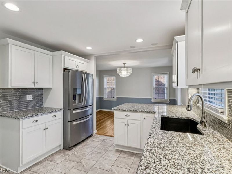 3717 Winchell Road, Shaker Heights, OH 44122 Photo 4