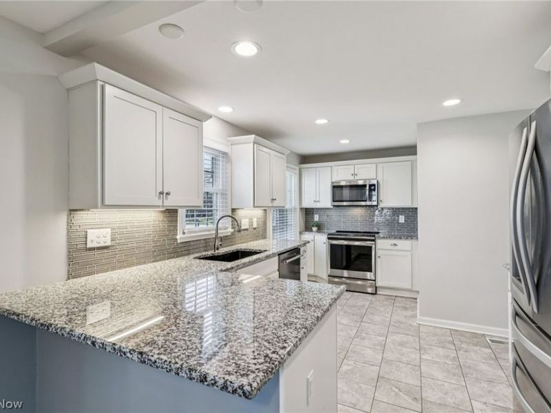 3717 Winchell Road, Shaker Heights, OH 44122 Photo 9