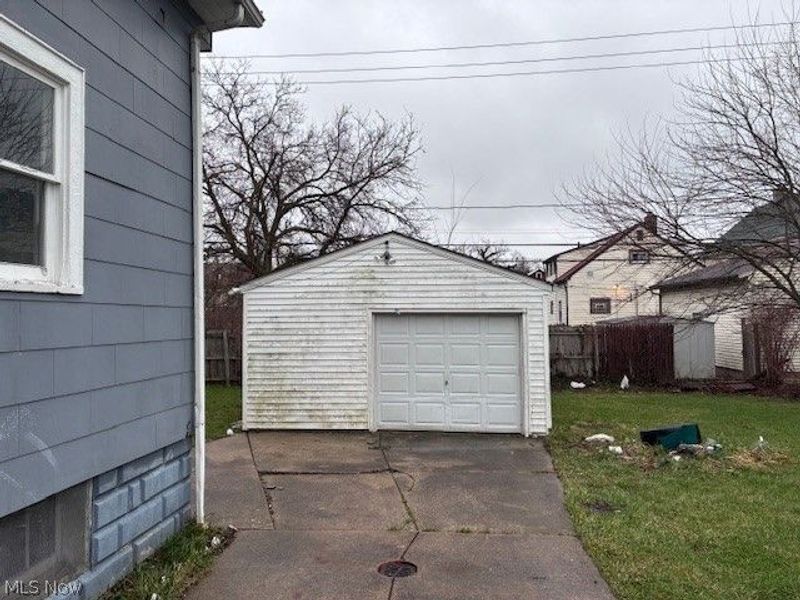 13210 Durkee Avenue, Cleveland, OH 44105 Photo 3