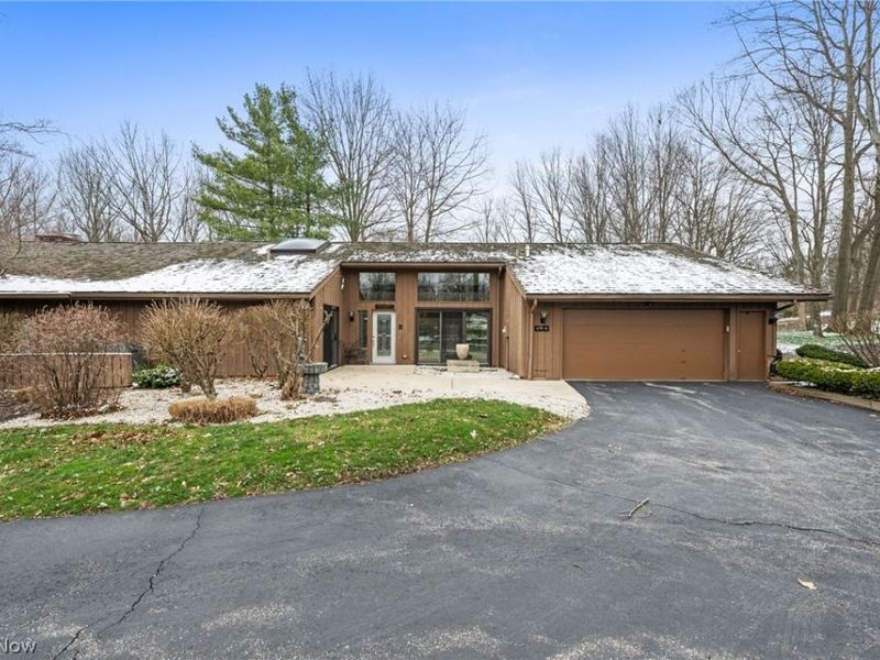 670-6 Windward Drive , Aurora, OH 44202 Photo 1