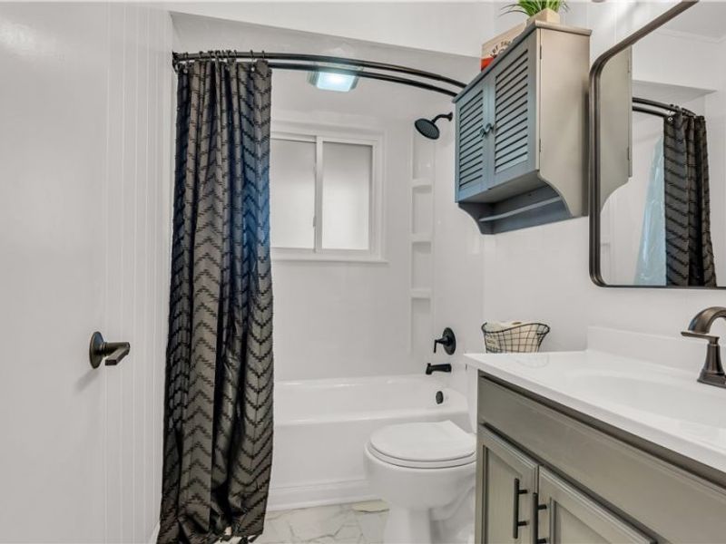 16311 Richard Drive , Brook Park, OH 44142 Photo 14