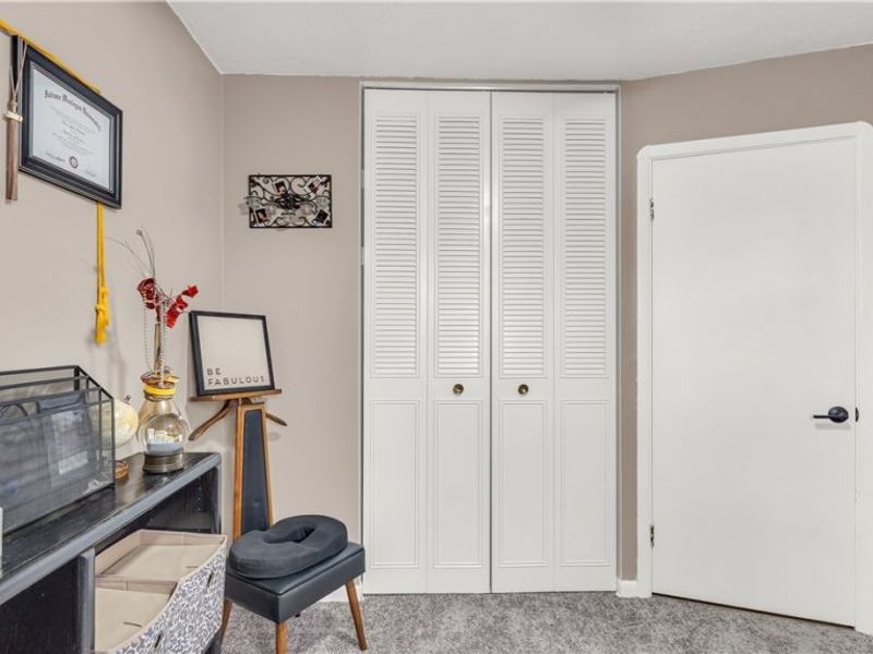 16311 Richard Drive , Brook Park, OH 44142 Photo 19