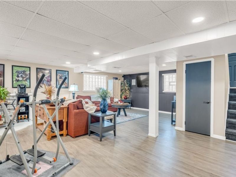 16311 Richard Drive , Brook Park, OH 44142 Photo 21