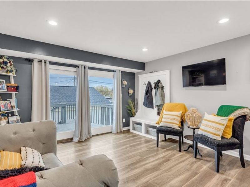 16311 Richard Drive , Brook Park, OH 44142 Photo 9