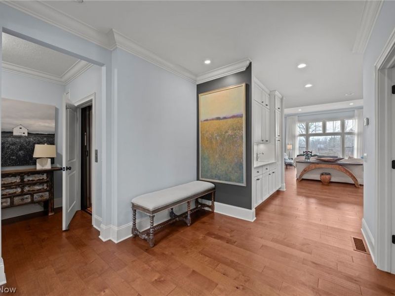 420 Acacia Circle , Lyndhurst, OH 44124 Photo 9