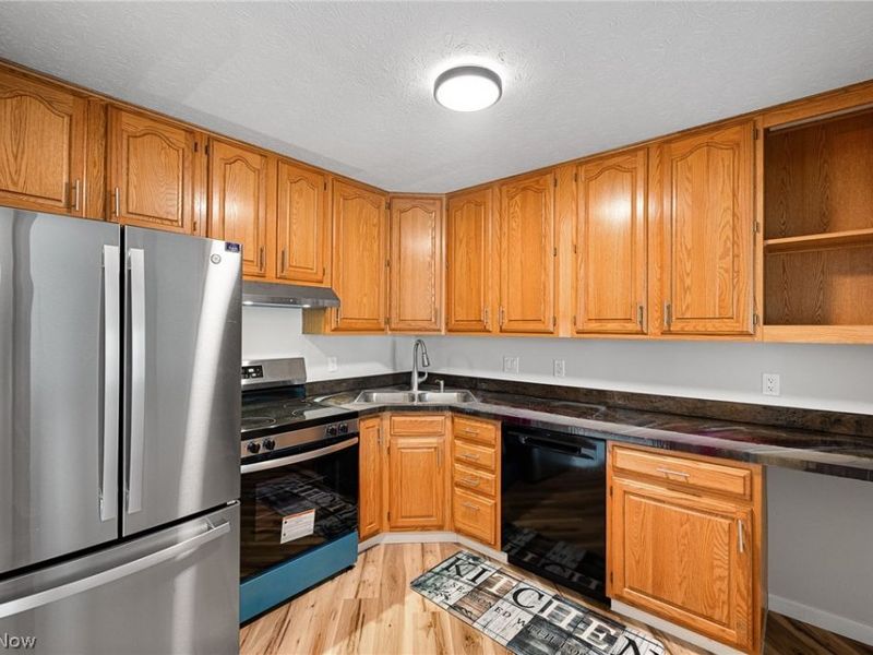 1401 Colony Drive , Streetsboro, OH 44241 Photo 13