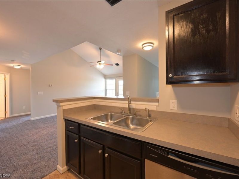 29842 Center Ridge Road, Unit 225, Westlake, OH 44145 Photo 9