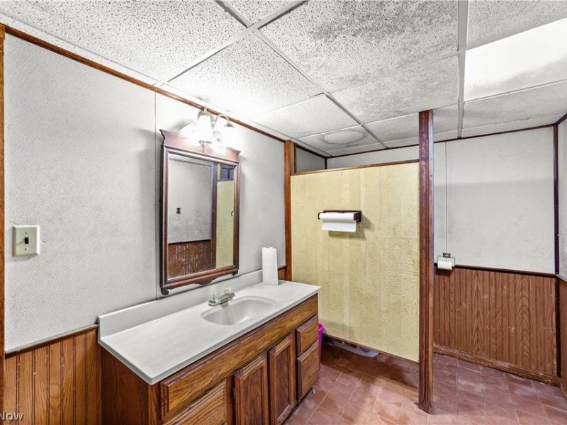 6318 Lorain Avenue, Cleveland, OH 44102 Photo 37