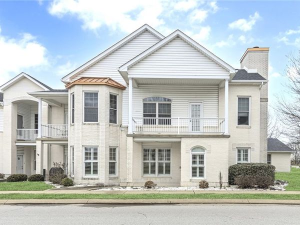 216 Adams Pointe Blvd, Unit 8, Mars, PA 16046