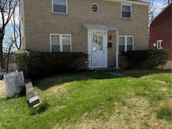 274 Pheasant Dr , Pittsburgh, PA 15235