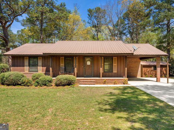 1502 Cumming Drive, Elberton, GA 30635