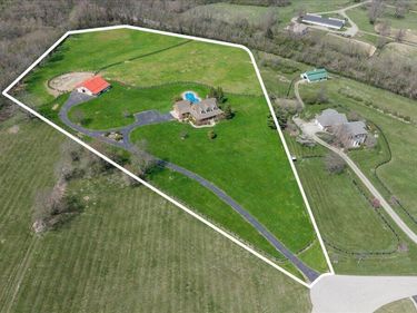 3701 Hidden Lake Lane, Lexington, KY 40516