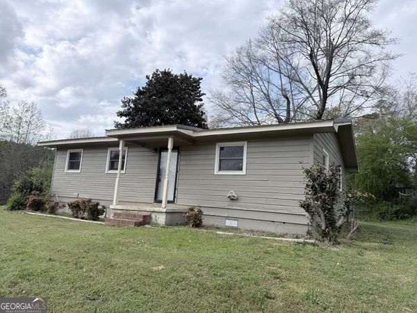 605 Perryman Bridge Road, Heflin, AL 36264