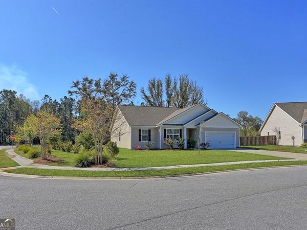 11 Wedge Circle, Richmond Hill, GA 31324
