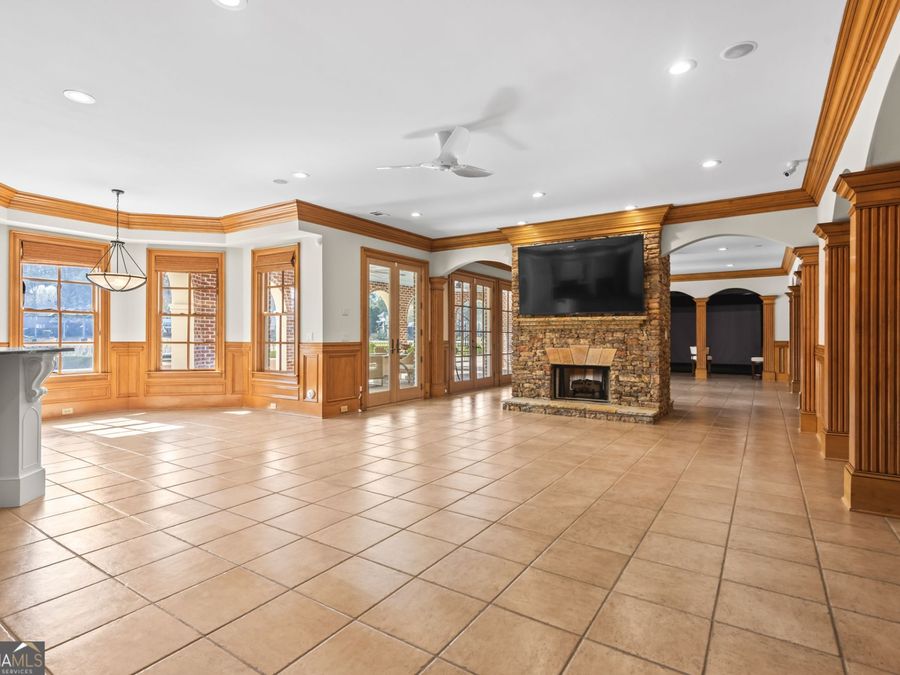 Property Image 79