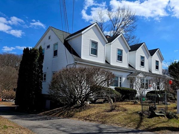 70 Beaconwood Rd, Unit B, Newton, MA 02461