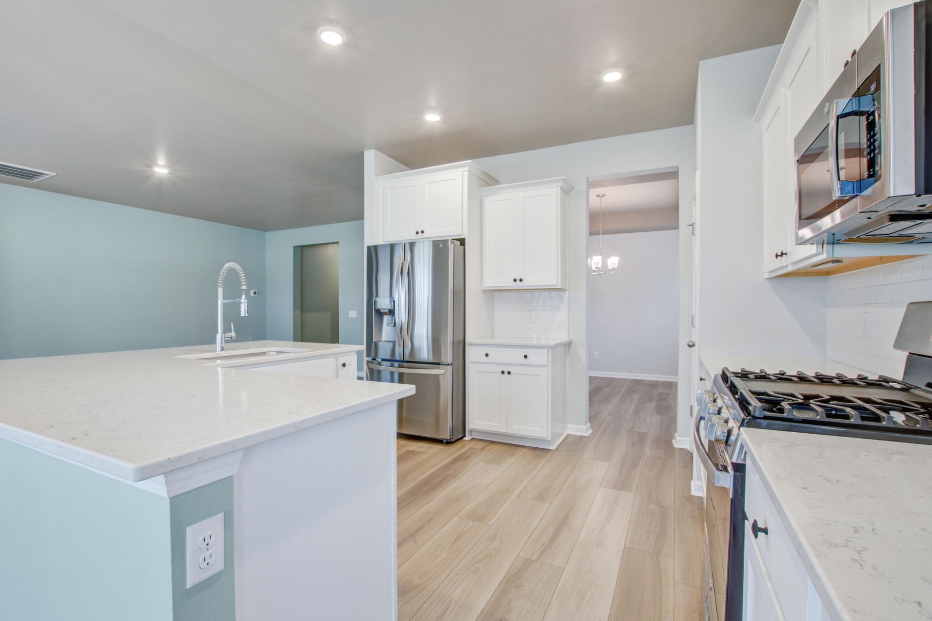 424 Water Orchid Way Photo 8