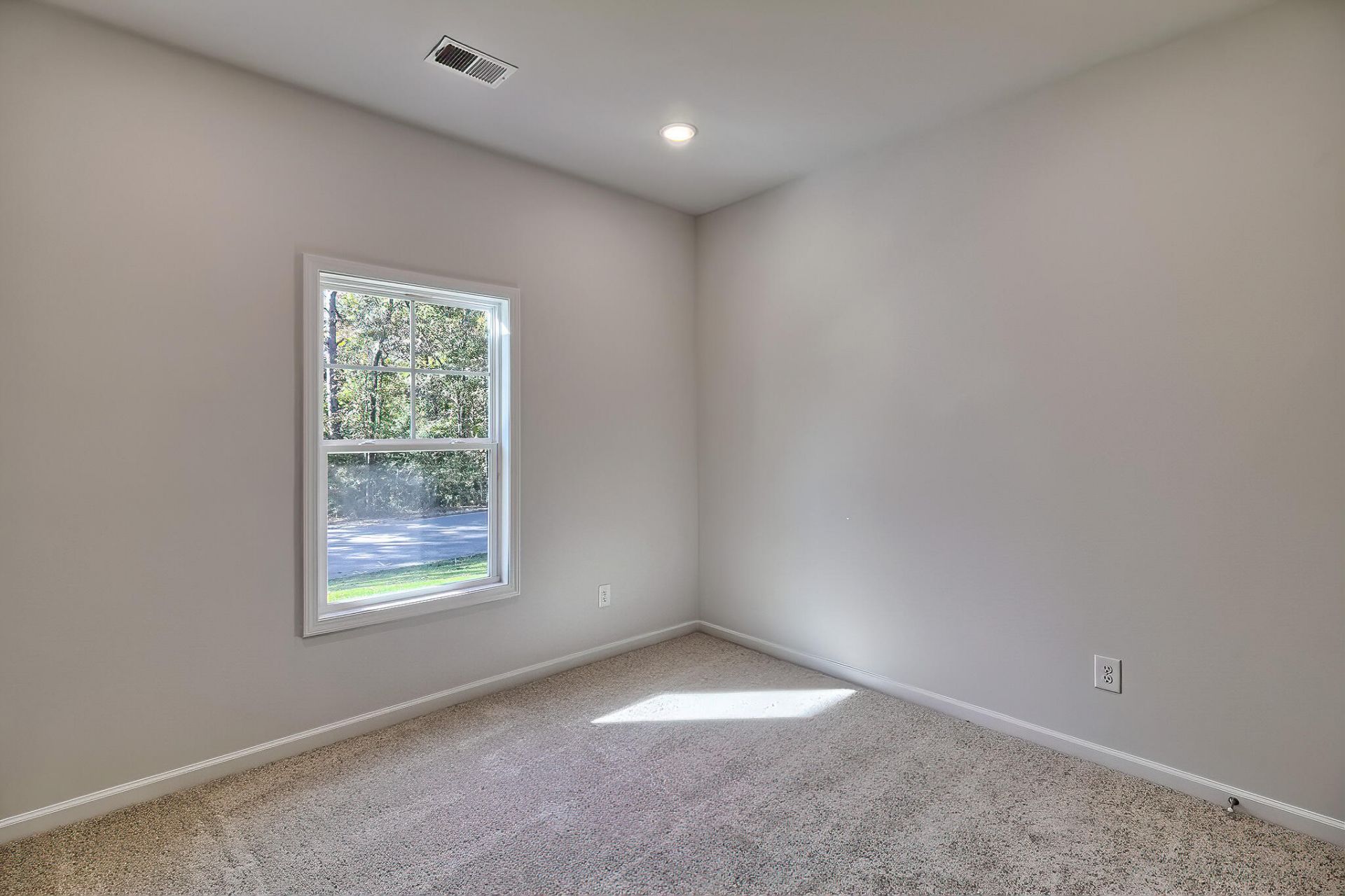 225 Trotter Lane Photo 25