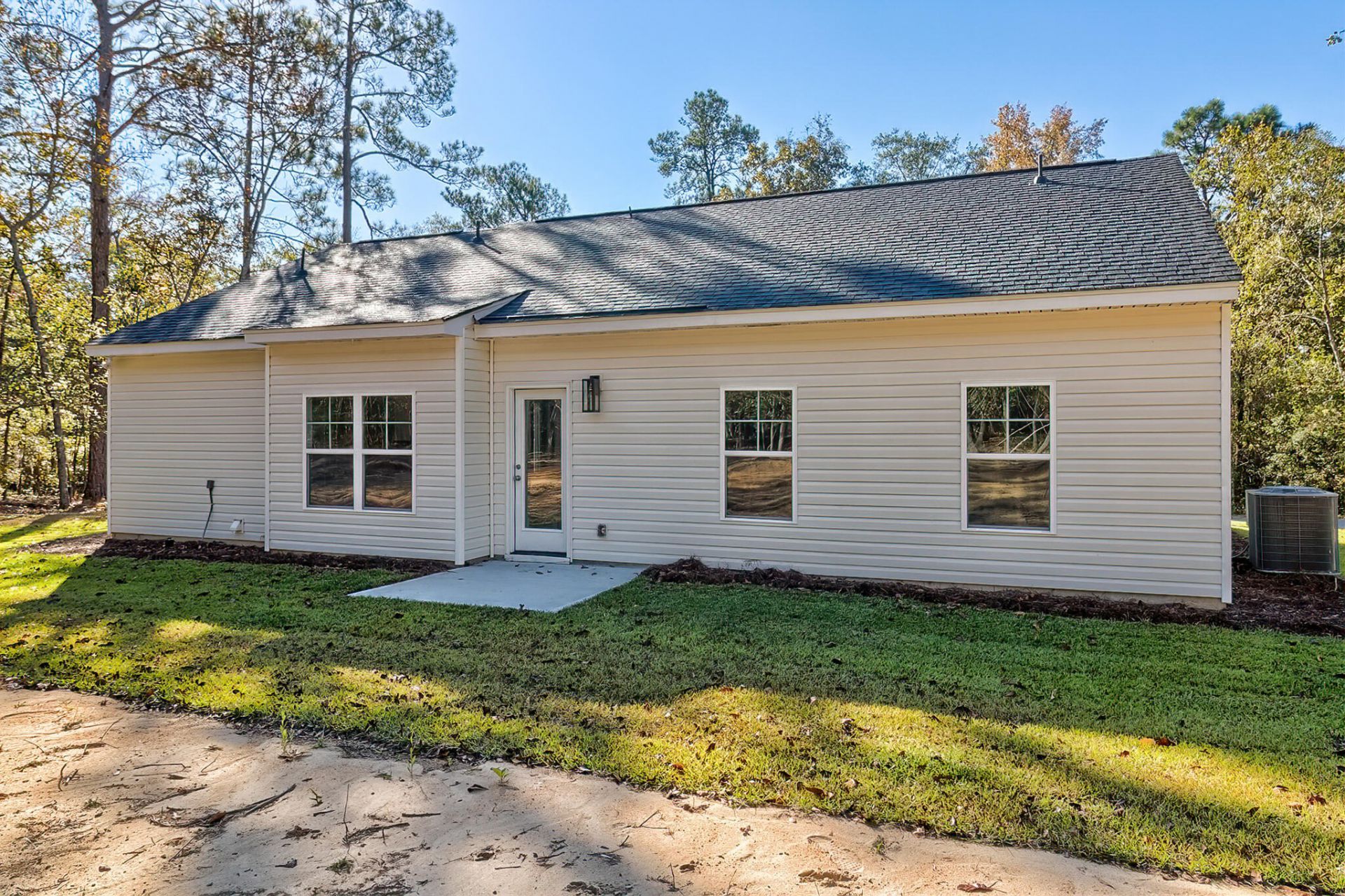 225 Trotter Lane Photo 4